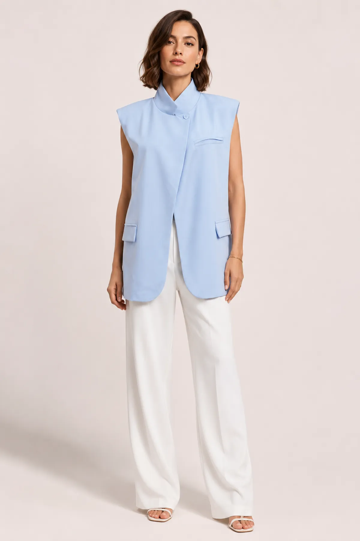 Veste femme bleue ciel sans manches structurée