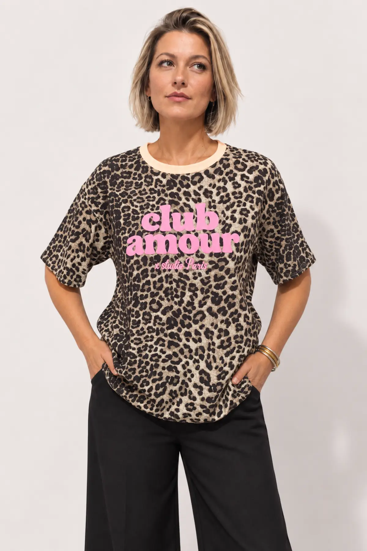 T-shirt léopard Club Amour à détails rose