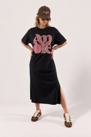 Robe longue noire AMORE léopard à contour fluo
