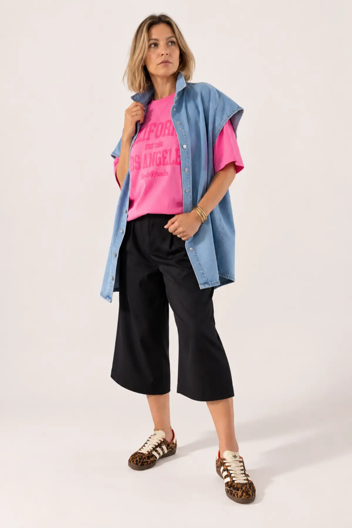 Veste femme sans manches en jean oversize – Image 3