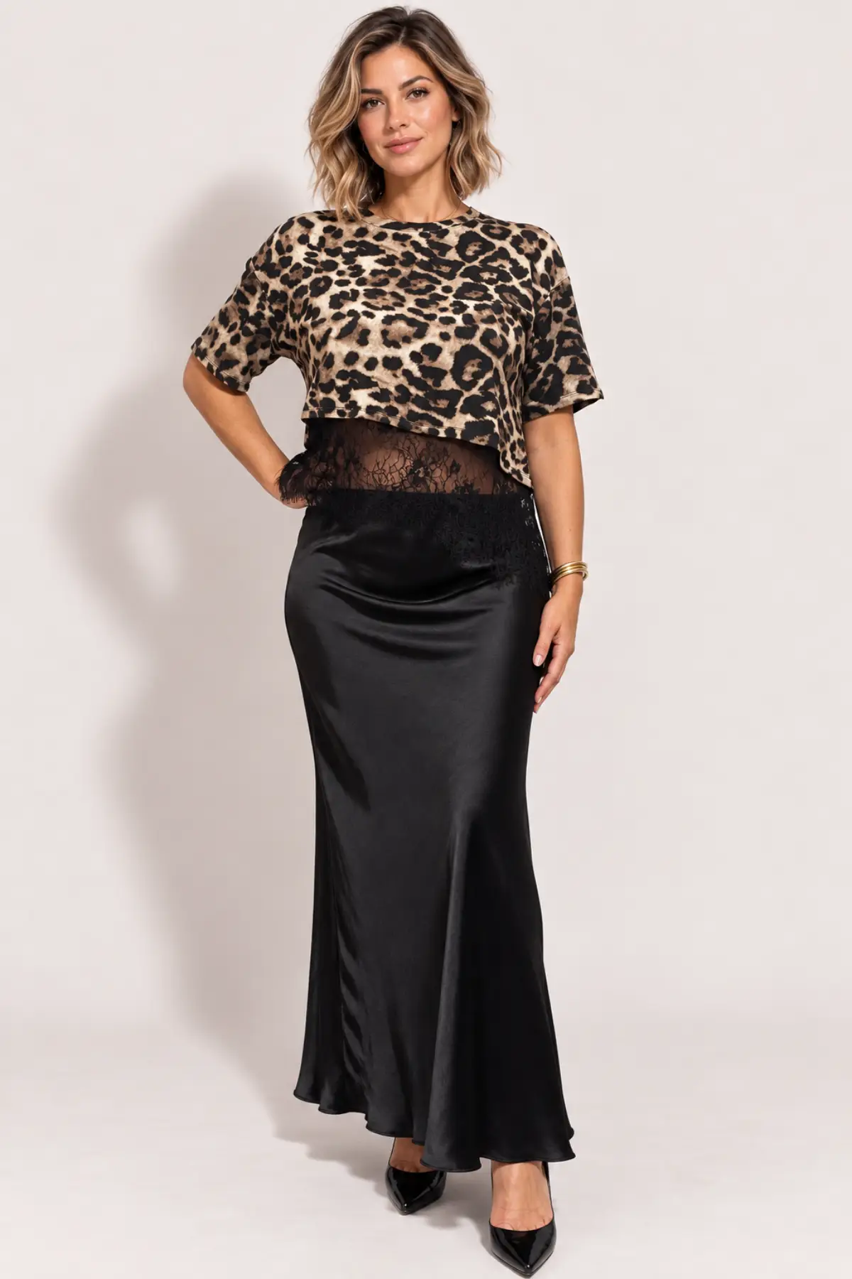 Top léopard asymétrique à dentelle noire – Image 2